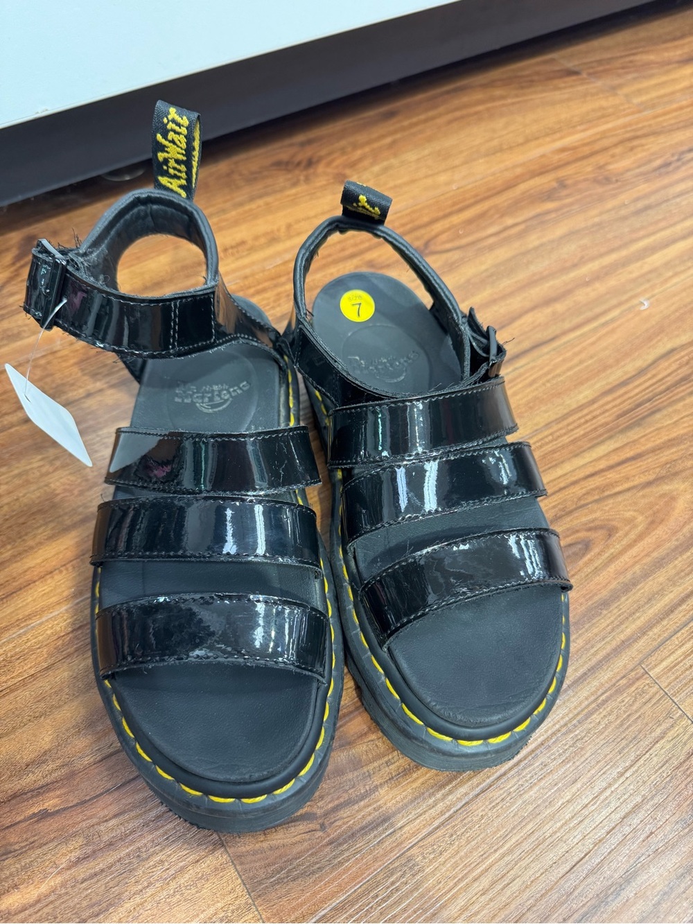 Dr. Martens Blaire Black Patent Leather Sandals Size 7 - Picture 4 of 7